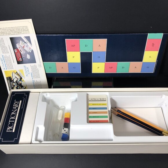 Pictionary The Game Of Quick Draw First Edition 1985 3 - 16 Players Age 12+ USA - Picture 6 of 12